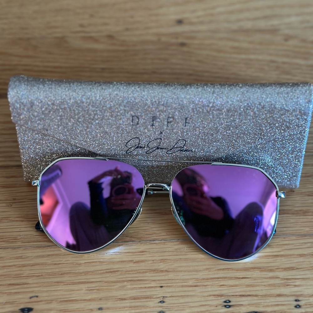 Reflective Pink Aviator Sunglasses - Silver Frame